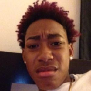 Fendibuh, 23 (Instagram Star)