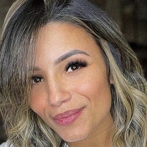 Fernanda Emen, 35 (Instagram明星)