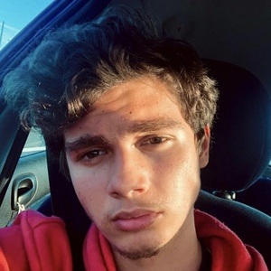 Fernando Boza, 21 (Diễn viên truyền hình)