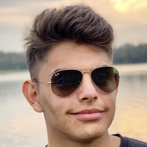 Fernando Flores, 26 (TikTok-ster)