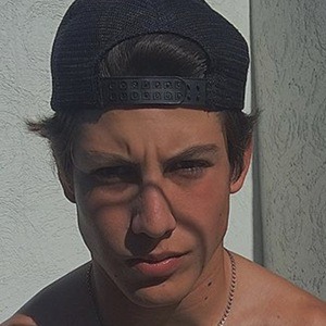 Fernando Mayen, 21 (TikTok明星)