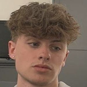 Fin Drakes, 22 (TikTok明星)