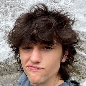 Finn Doering image 2