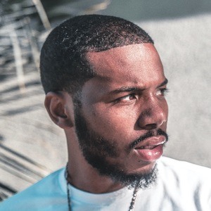 Fisbanga, 32 (TikTok明星)