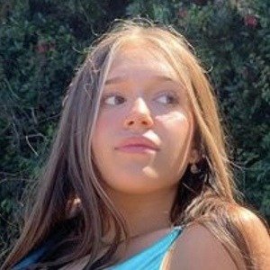 Flavia Martins, 19 (TikTok Star)