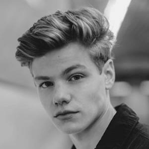 Florian Macek image 4