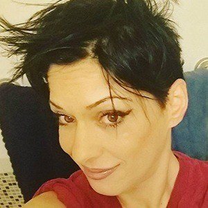 Florina Kaja, 43 (现实之星)