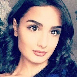 Florina Perez, 27 (YouTube明星)