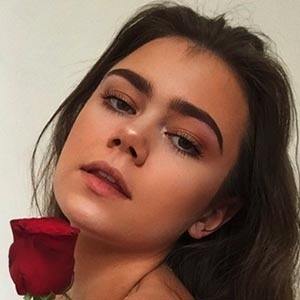 Flossie Clegg, 24 (YouTuber)