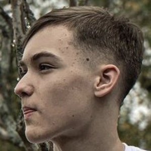 forealtwitch, 22 (TikTok明星)