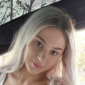 FoxKirsten, 27 (Estrella de YouTube)