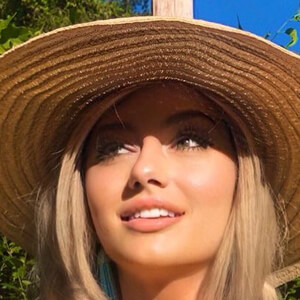 Francesca Curran image 4