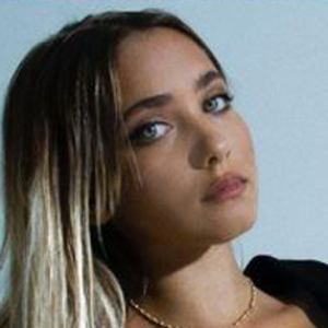 Frankie Stark image 4