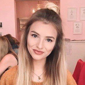 Franziska Elea, 32 (Blogger)