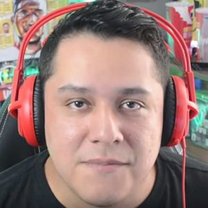 Fred Vasquez, 41 (YouTube明星)