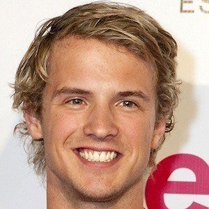Freddie Stroma image 1