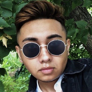 Freddy Amazin, 28 (Twitter Star)