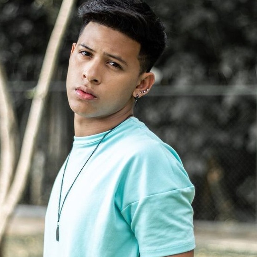 Freyder Cantillo, 26 (TikTok Star)