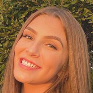 Frida Mitterhofer, 22 (TikTok Star)