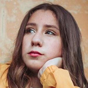 Frida Sofía, 20 (Star di YouTube)