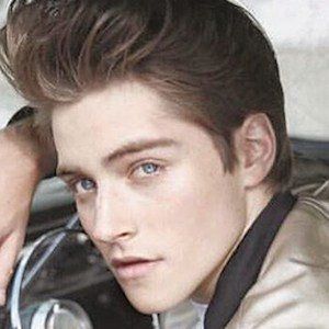 Froy Gutierrez, 27 (Attore TV)
