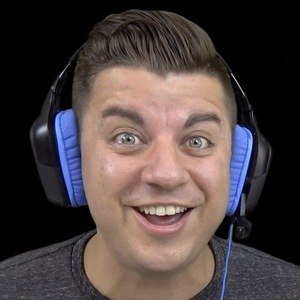 Funhouse Dad, 40 (YouTube明星)