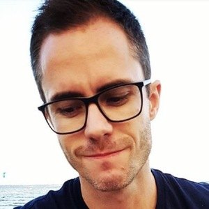 Fynnpire, 41 (YouTube Star)