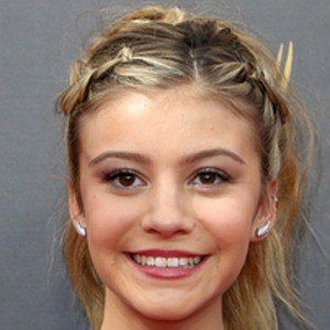 G Hannelius, 26 (Attrice TV)