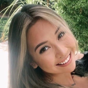 gabbytookthese, 28 (Estrella de TikTok)