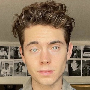 Gabe James image 5