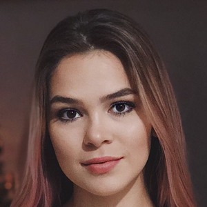 Gabi Ferreira, 27 (YouTube明星)