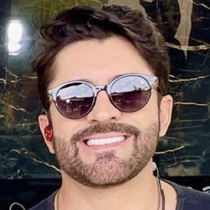 Gabriel de Oliveira, 41 (World Music Singer)