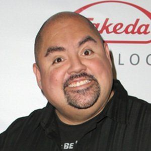 Gabriel Iglesias, 49 (Komiek)