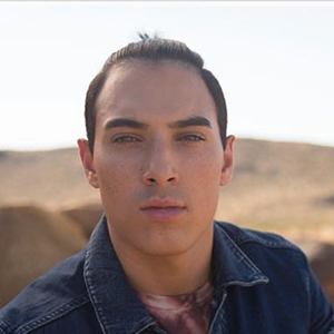 Gabriel Morales, 28 (流行歌手)
