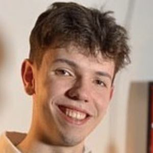 Gabriel Templar, 25 (TikTok明星)