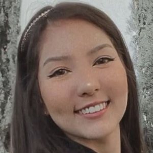 Gabriela Mayumi, 21 (Star di YouTube)
