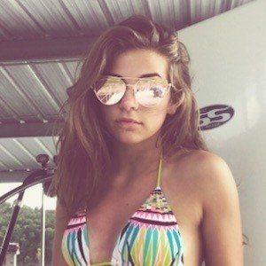 Gabrielle Moses, 25 (YouTube明星)