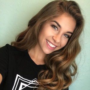Gabrielle Moses (YouTube Star) - Age, Birthday, Bio, Facts, Family, Net