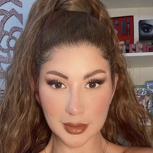 Gaby Ros, 38 (Nghệ sĩ trang điểm)