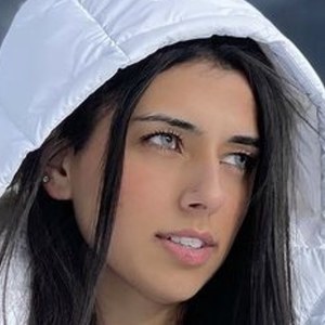 Gal Akbari, 25 (TikTok Star)