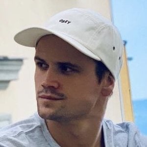 Garret Myers image 3