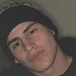 Garrett Francis, 25 (TikTok-ster)