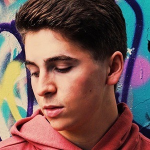 Gavin Becker image 4