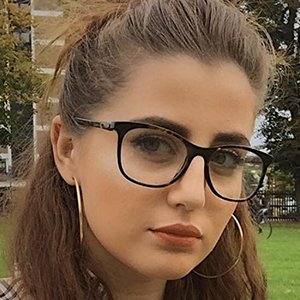 Gee Nelly, 30 (Twitch Star)