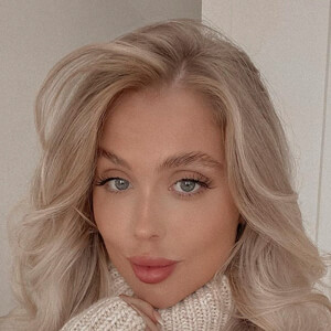 Gemma Louise Miles, 32 (YouTube Star)