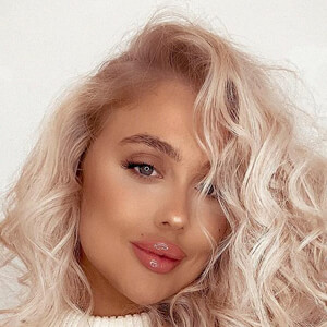 Gemma Louise Miles, 32 (YouTube Star)