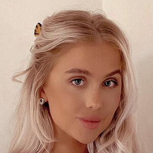 Gemma Louise Miles, 32 (YouTube Star)