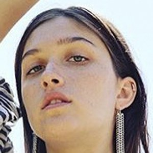 Geneva Natalia, 26 (模特)