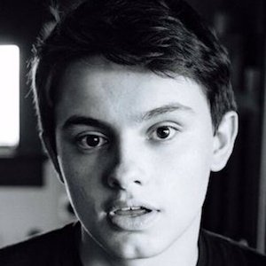 George DeNoto, 28 (Twitter明星)