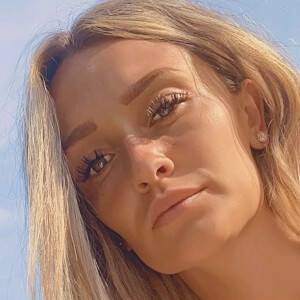 Georgia Box, 30 (Pop Singer)